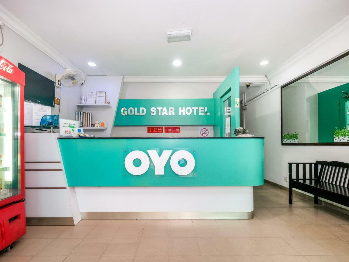 Oyo 850 Gold Star Hotel Chukai Екстериор снимка