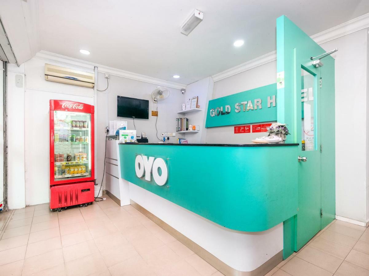 Oyo 850 Gold Star Hotel Chukai Екстериор снимка